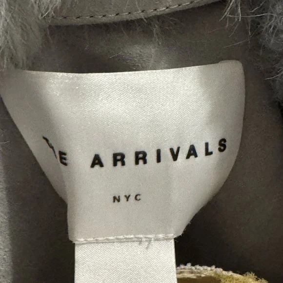 The arrivals Women's Gray Faux Fur Jacket small - Picture 7 of 8